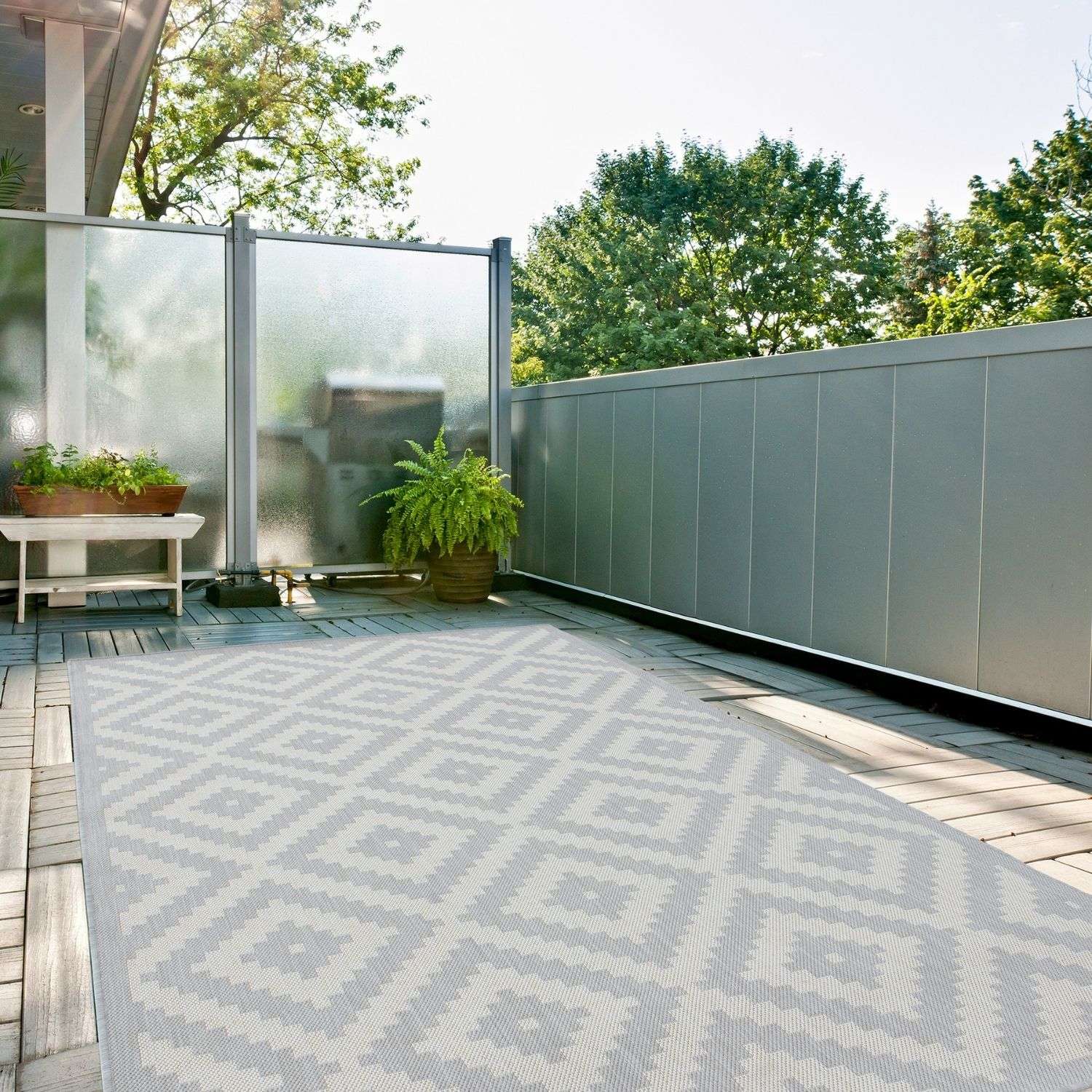Ecology Outdoor Rug | Grey Diamond Flatweave | Weatherproof Polypropylene
