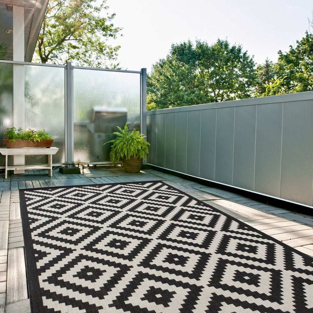 Ecology Outdoor Rug | Black Diamond Flatweave | Weatherproof Polypropylene