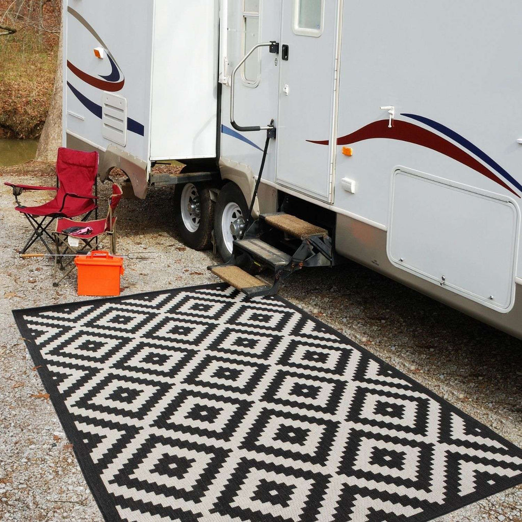 Ecology Outdoor Rug | Black Diamond Flatweave | Weatherproof Polypropylene