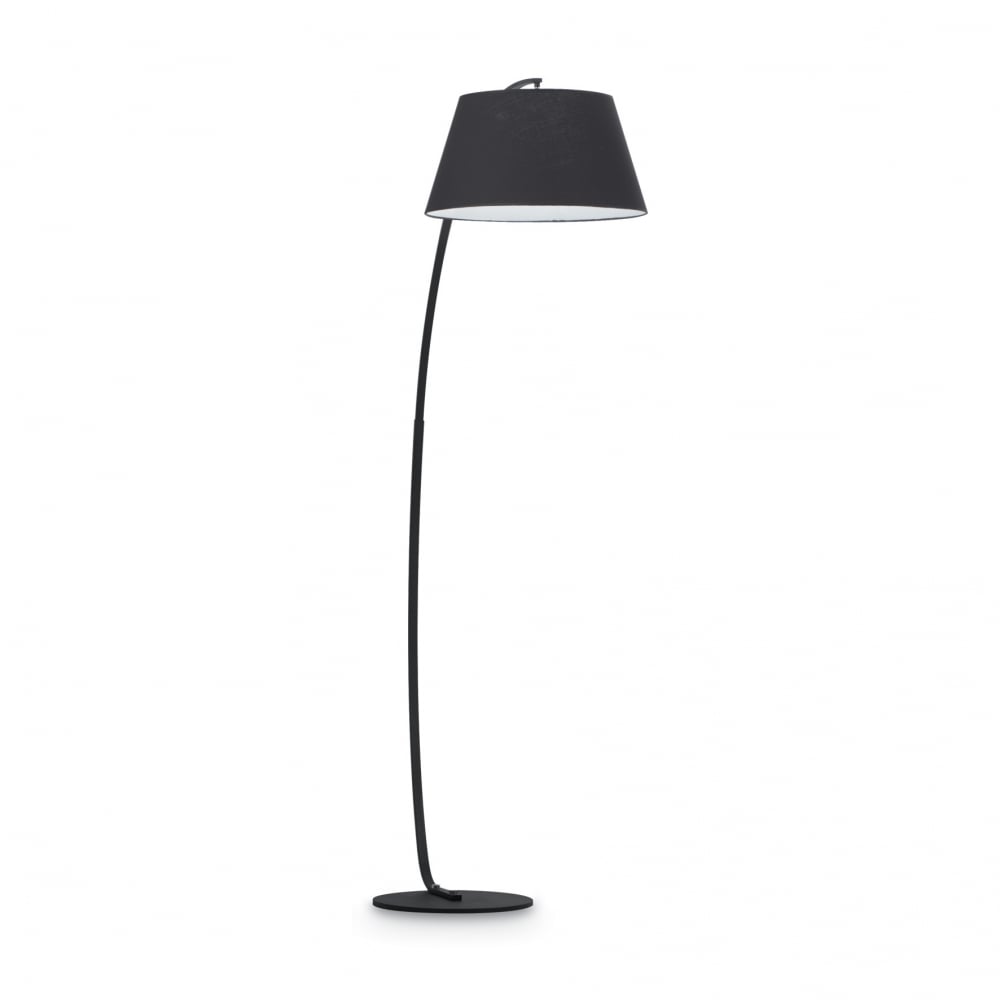 Pagoda-style lamp post light in black with fabric shade