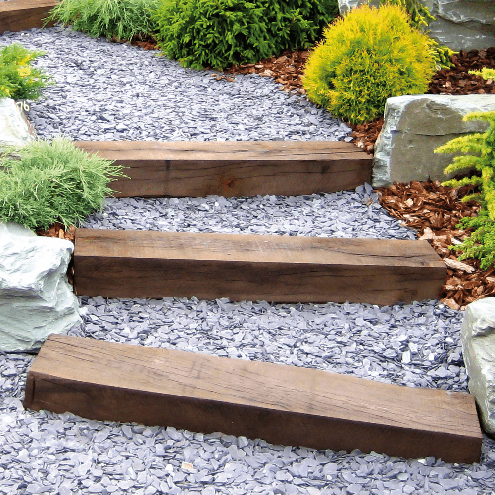 Welsh Blue Plum Slate Chippings | 20mm Crushed Slate