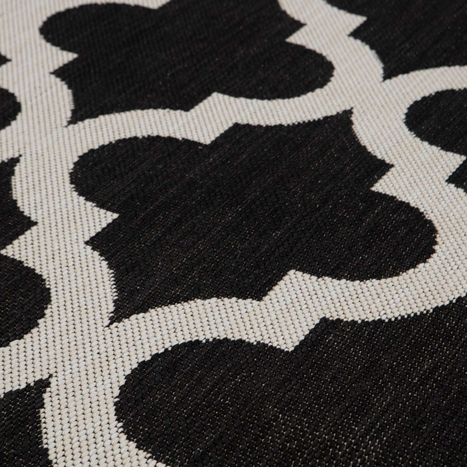Ecology Outdoor Rug | Black Moroccan Trellis Flatweave | Weatherproof Polypropylene