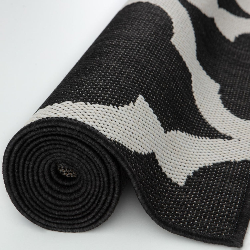 Ecology Outdoor Rug | Black Moroccan Trellis Flatweave | Weatherproof Polypropylene