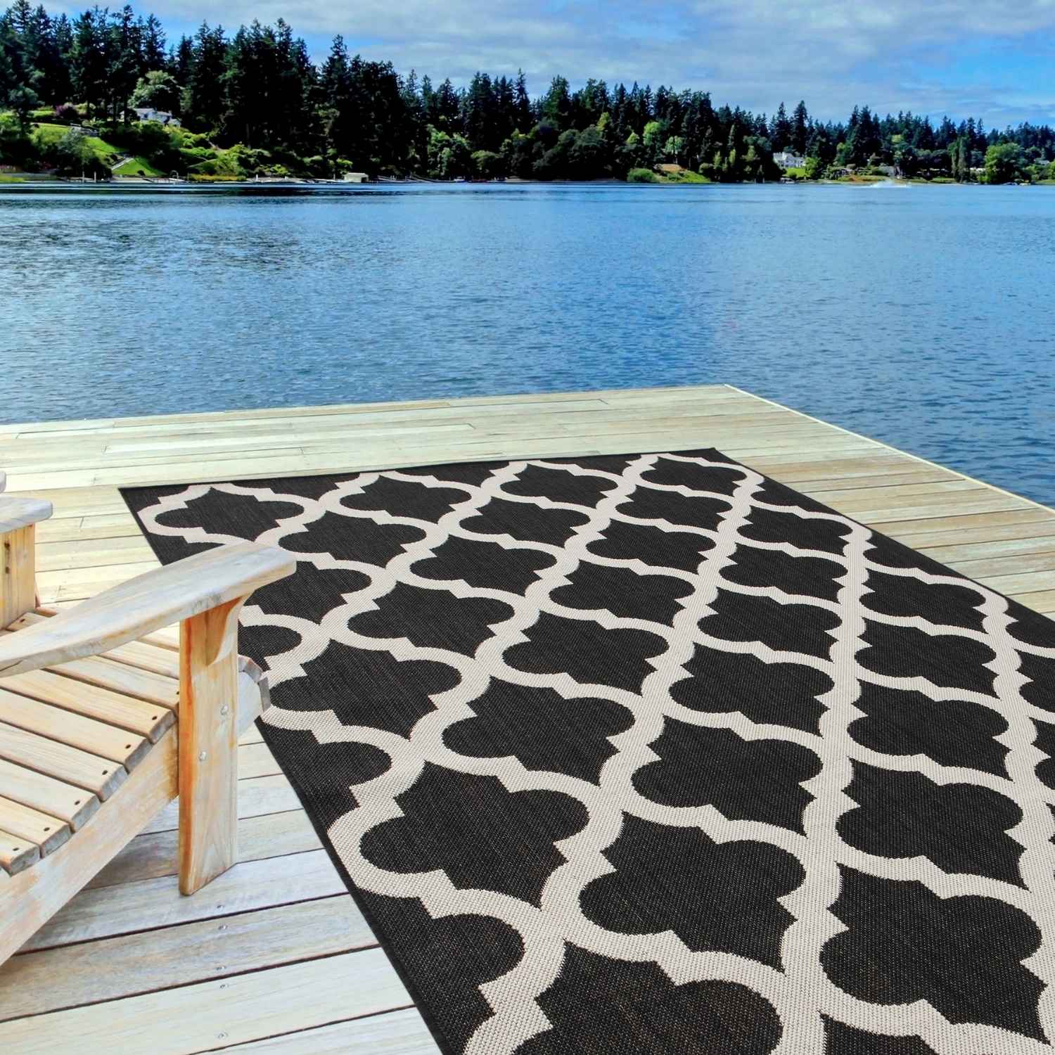 Ecology Outdoor Rug | Black Moroccan Trellis Flatweave | Weatherproof Polypropylene