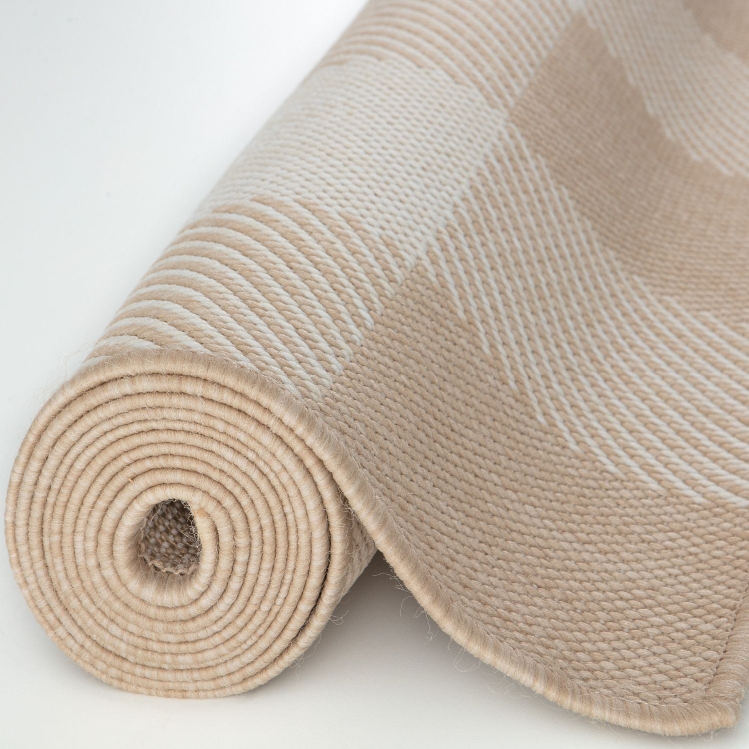 Ecology Outdoor Rug | Beige Geometric Flatweave | Odour Resistant Polypropylene