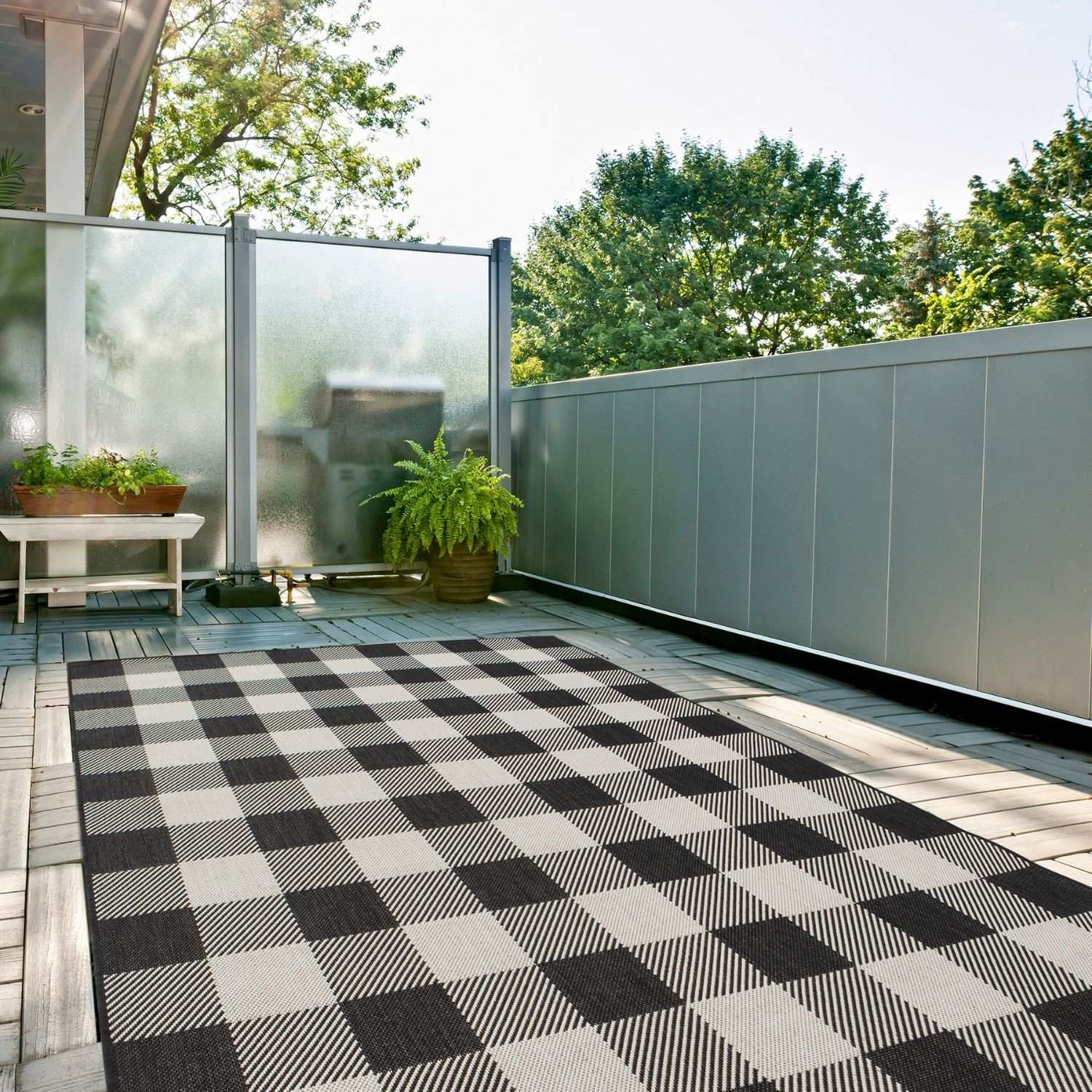 Ecology Outdoor Rug | Black Geometric Flatweave | Odour Resistant Polypropylene