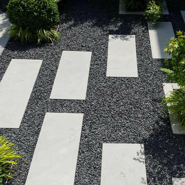 Black Diamond Gravel | 20mm Black Basalt Chippings