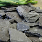 Welsh Blue Plum Slate Chippings | 40mm Crushed Slate for Borders