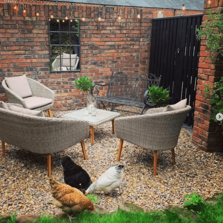 Golden Gravel | 10mm or 20mm Gold Decorative Chippings