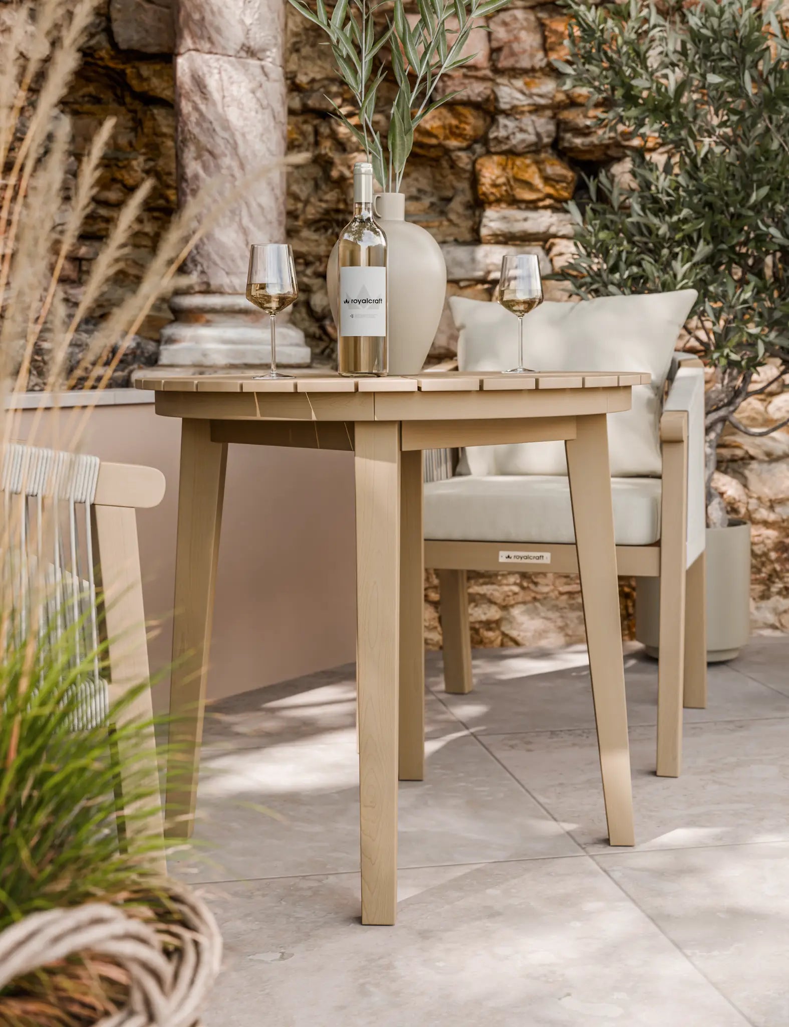 Royalcraft Roma 2 Seater Round Garden Bistro Set with Roma Rope Chairs | FSC Acacia