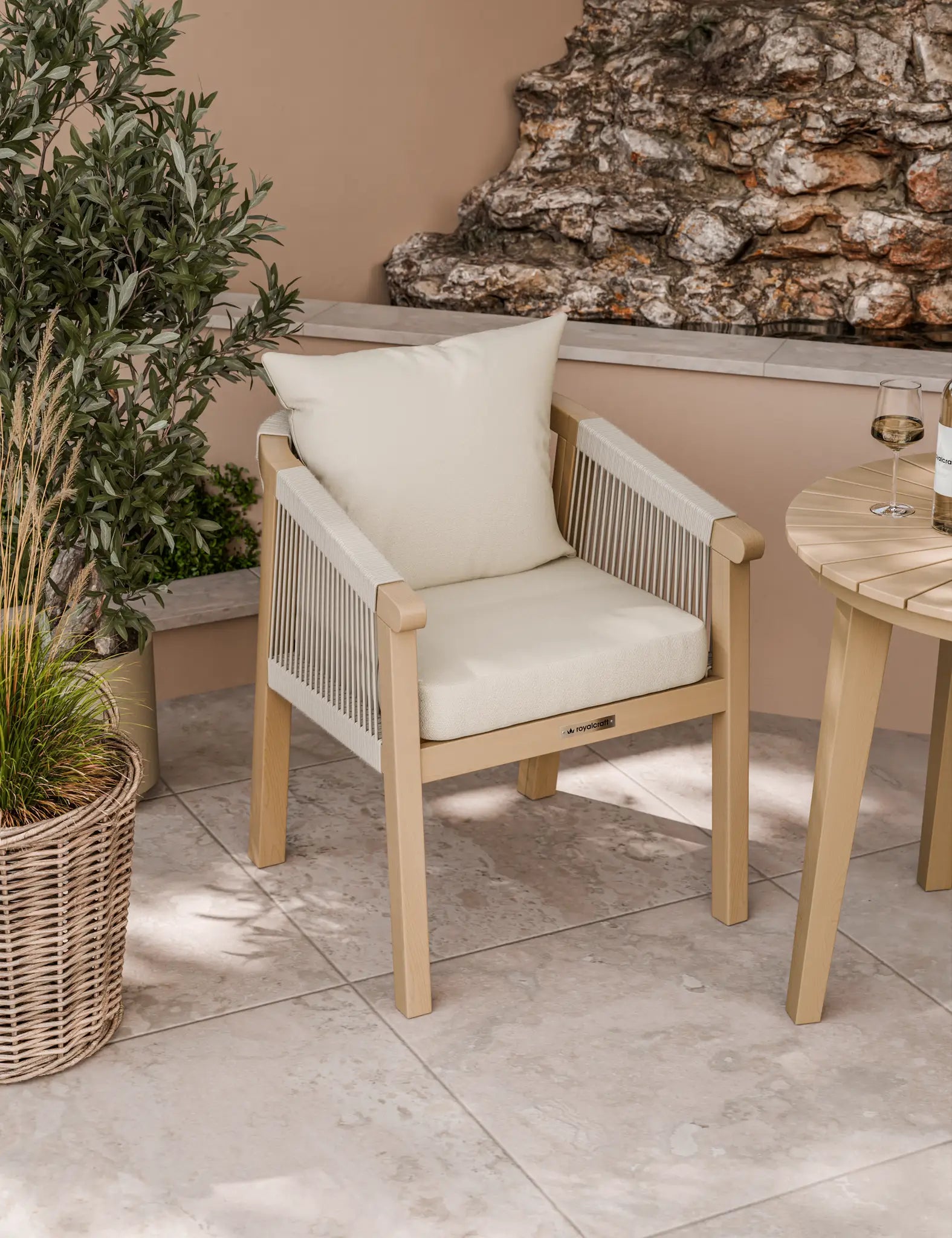 Royalcraft Roma 2 Seater Round Garden Bistro Set with Roma Rope Chairs | FSC Acacia