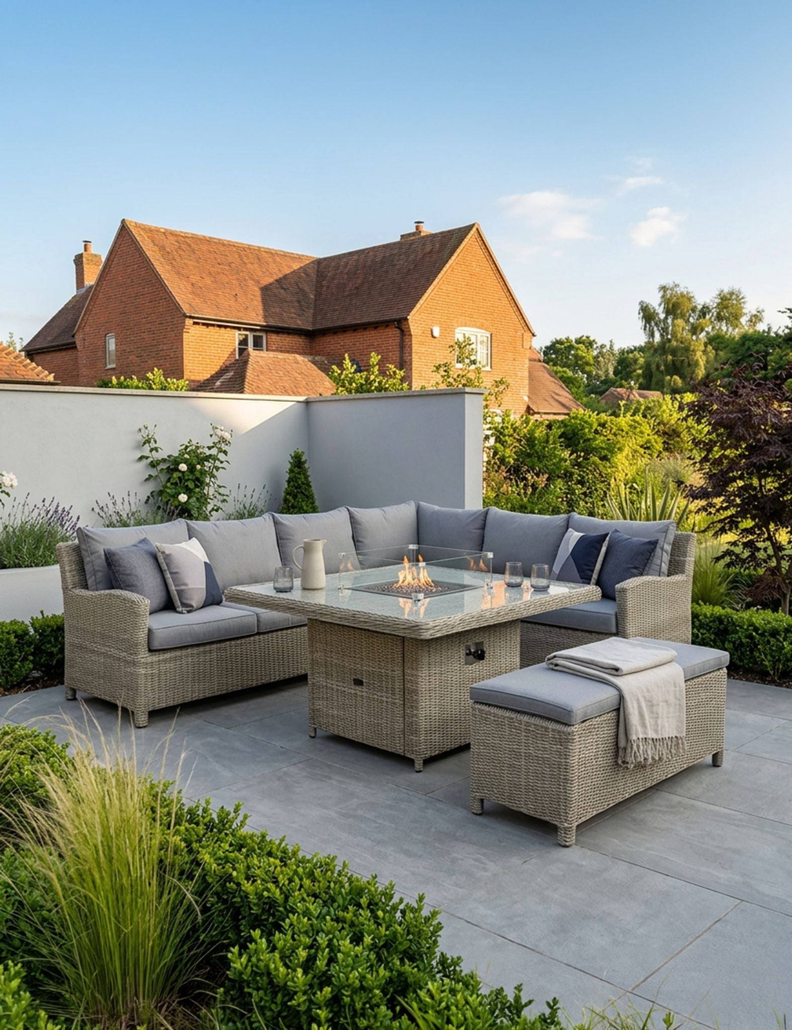 Royalcraft Wentworth 8 Seater Modular Corner Garden Dining Set with Fire Pit Table | Rattan