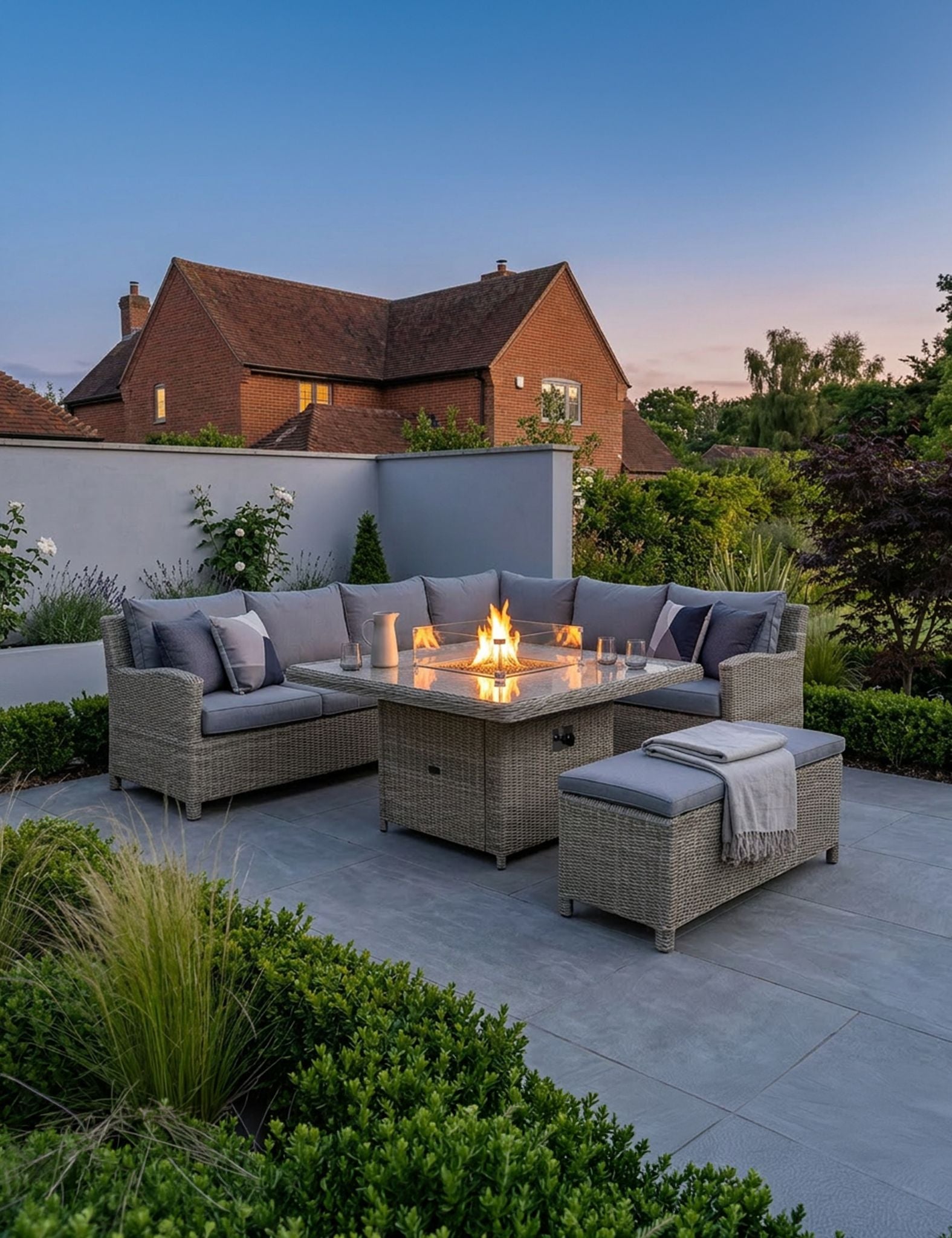 Royalcraft Wentworth 8 Seater Modular Corner Garden Dining Set with Fire Pit Table in rattan
