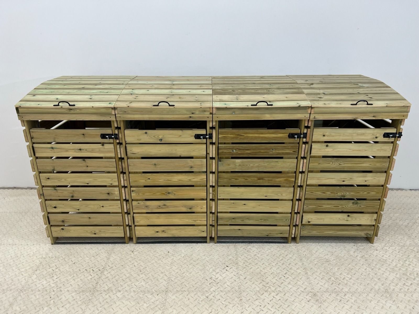 BinBreeze Wheelie Bin Storage Unit | Wooden Bin Store &amp; Hideaway | 1&ndash;4 Bins