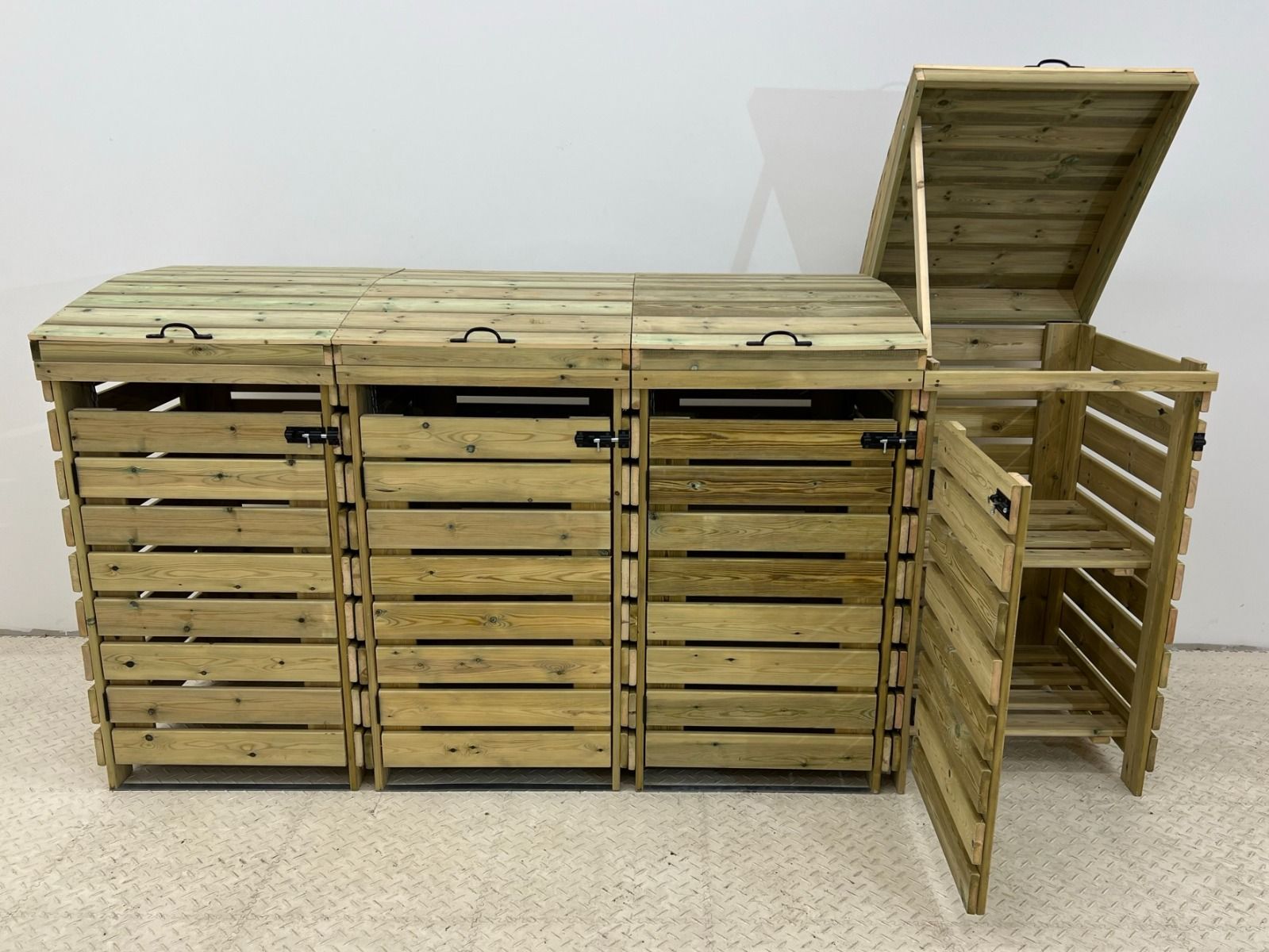 BinBreeze Wheelie Bin Storage Unit | Wooden Bin Store &amp; Hideaway | 1&ndash;4 Bins