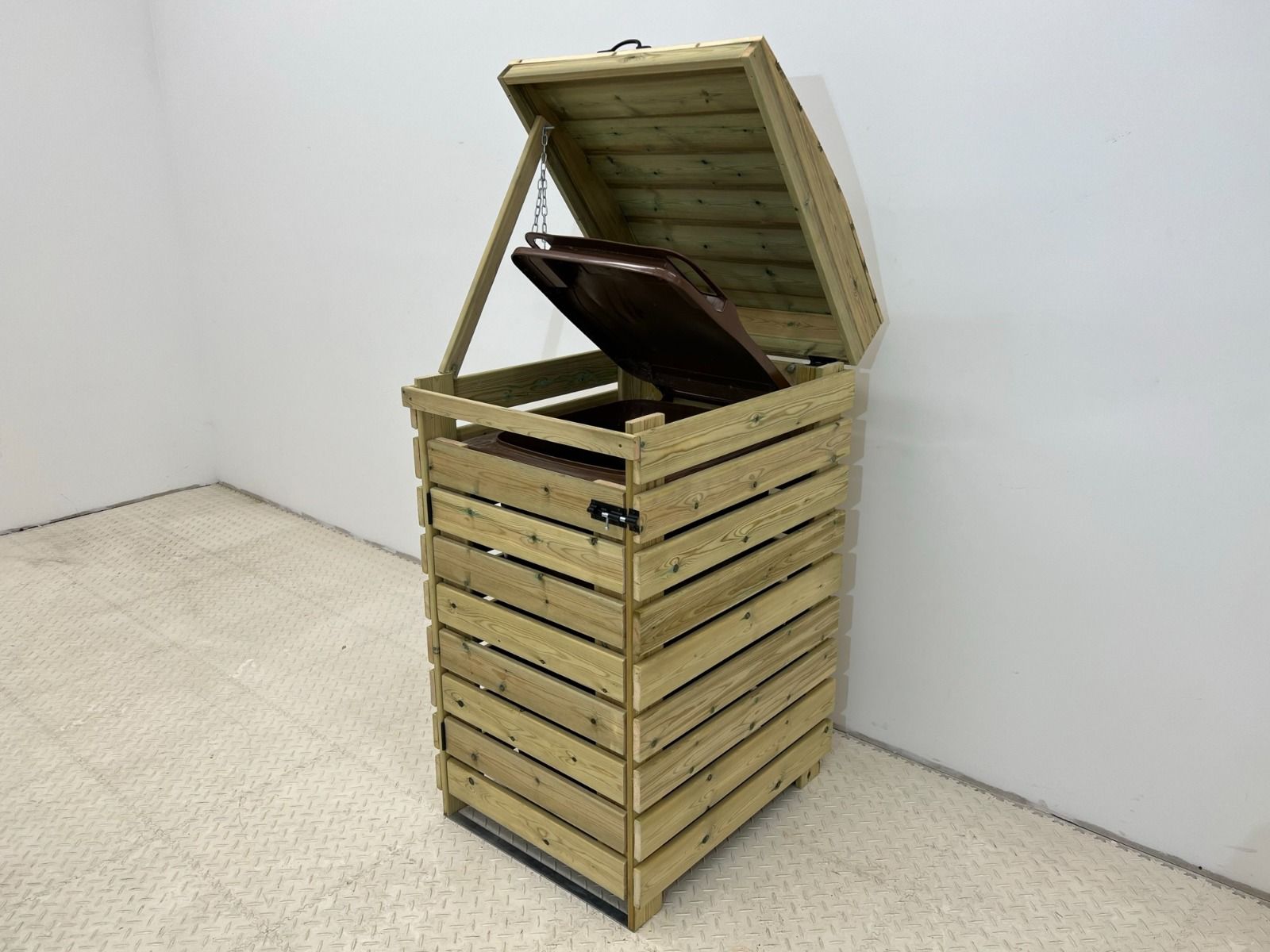 BinBreeze Wheelie Bin Storage Unit | Wooden Bin Store &amp; Hideaway | 1&ndash;4 Bins