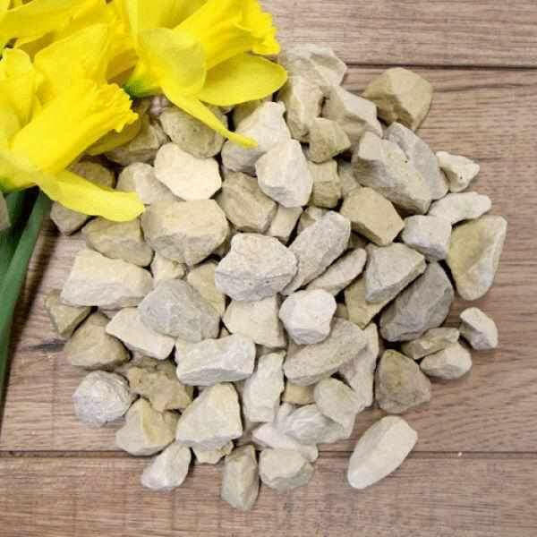 Cotswold Buff Gravel | 10–20mm Creamy Beige Decorative Chippings