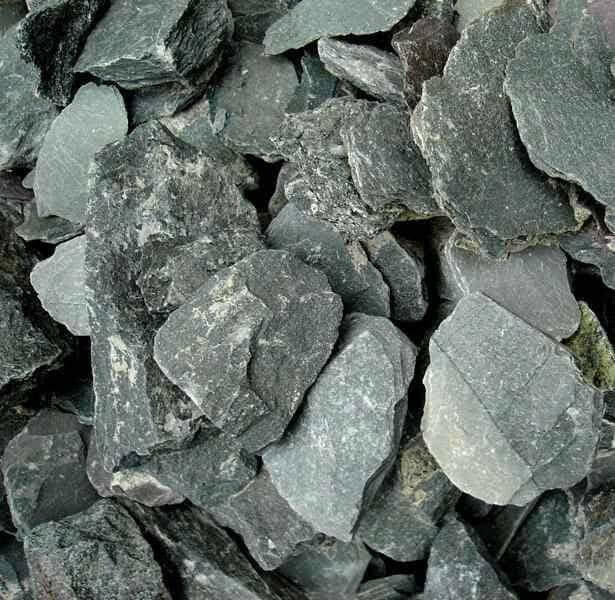 Welsh Green Slate Chippings | 40mm Crushed Slate for Borders