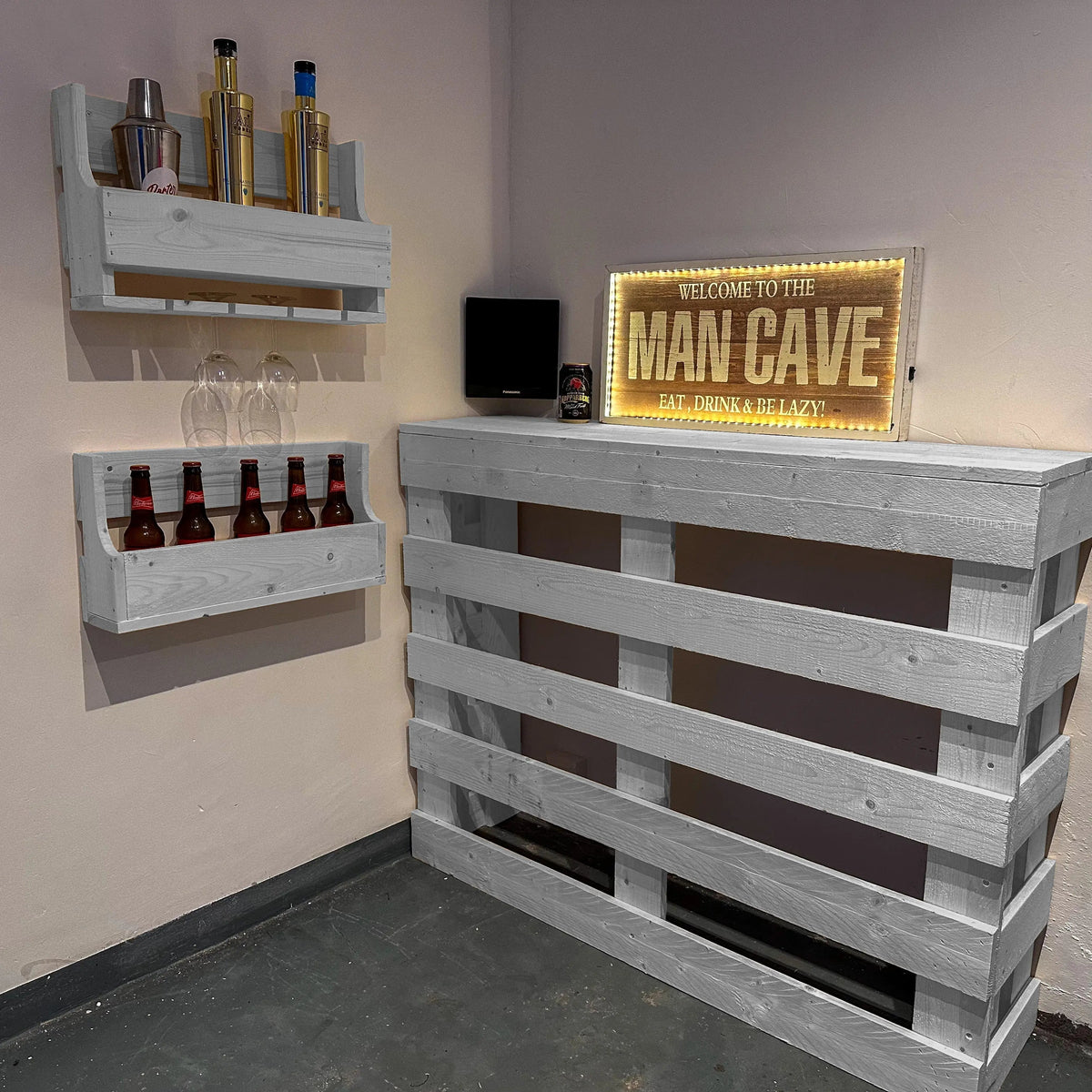 Rustic Wooden Pallet Style Bar | Handcrafted Garden Bar