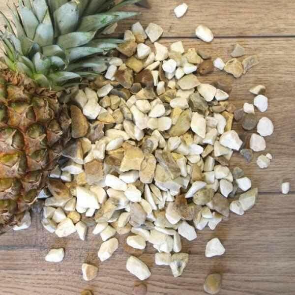 Gold & White Gravel | 20mm Blended Decorative Chippings