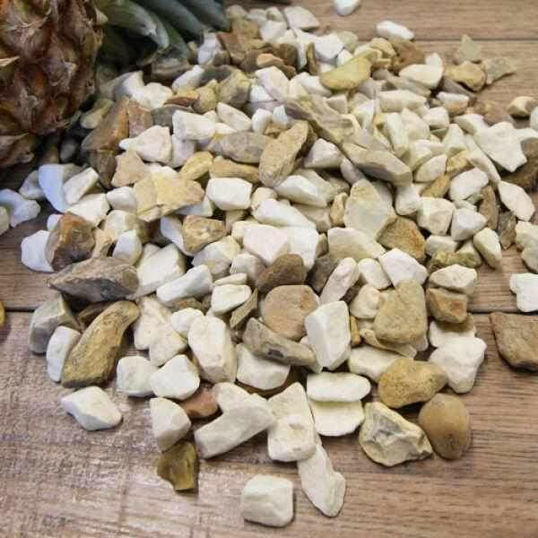 Gold & White Gravel | 20mm Blended Decorative Chippings