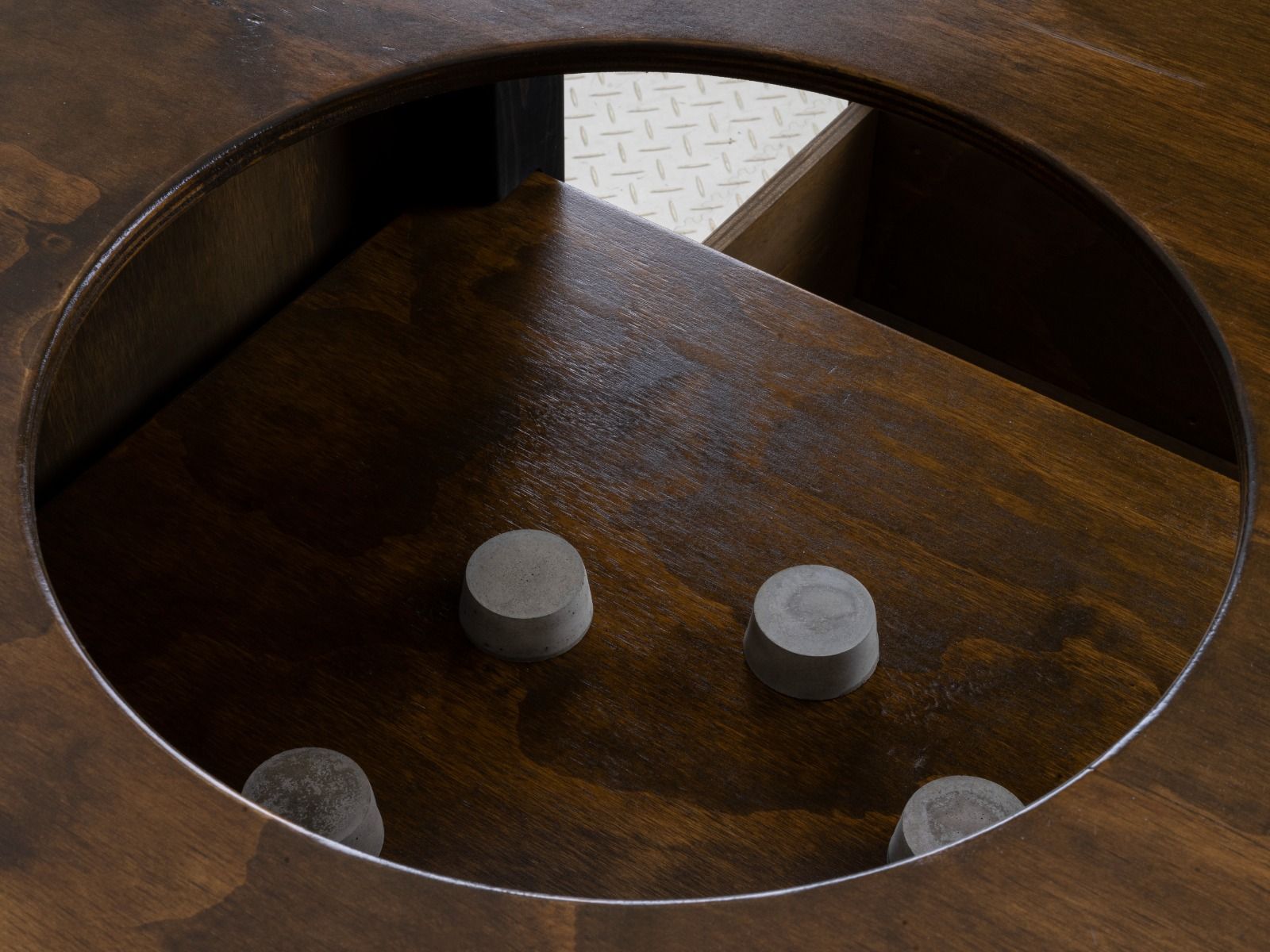 "Chef's Mate" BBQ Grill Table, Kitchen space for all ceramic kamado cookers