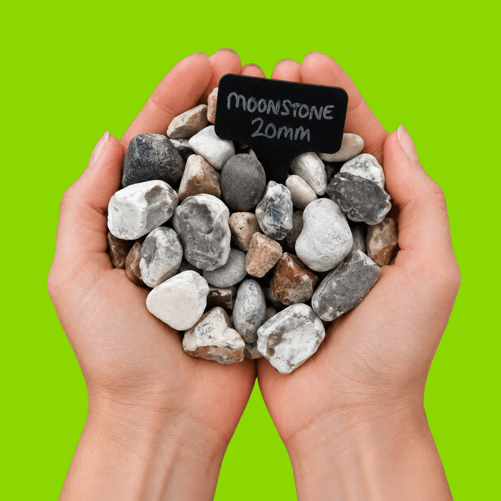Moonstone Gravel | 20mm Black, White & Gold Decorative Gravel