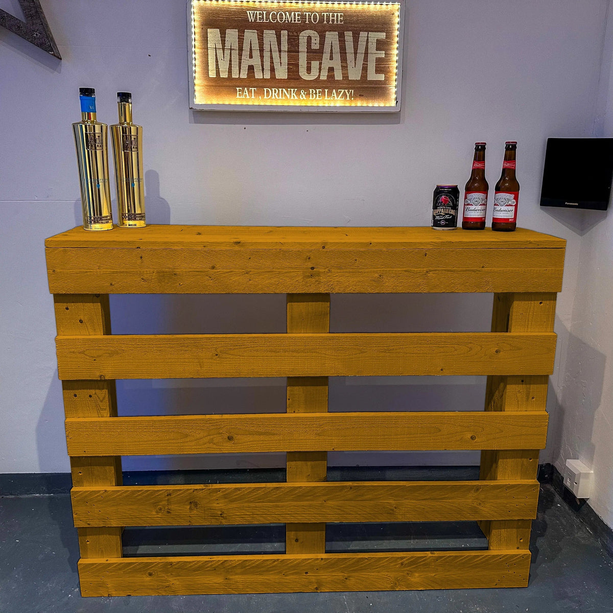 Rustic Wooden Pallet Style Bar | Handcrafted Garden Bar