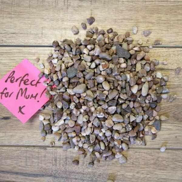 Staffordshire Pink Gravel | 10mm or 20mm Rounded Pink Gravel